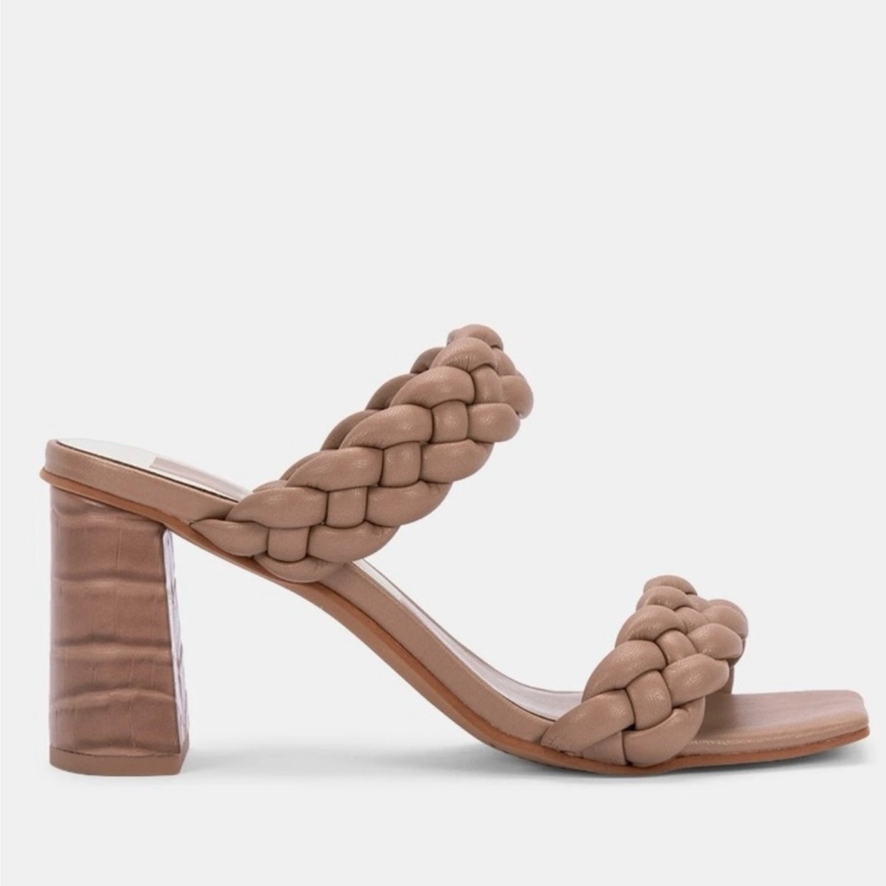 Very gently used Doce Vita neutral heeled sandal. Worn only a couple of times.